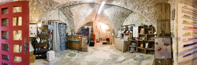 Atelier boutique temporaire L'île o Pierres à Montpeyroux (63114)